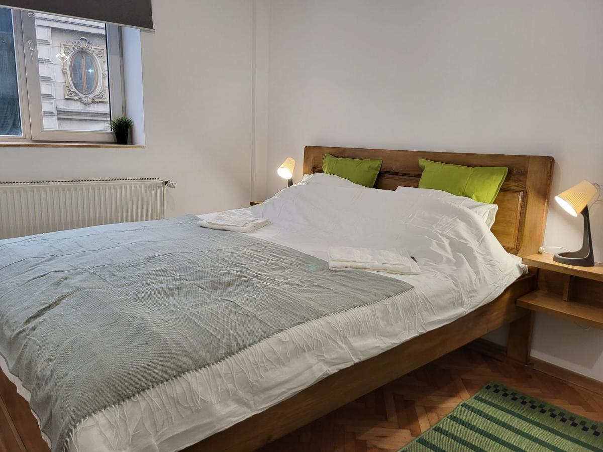 בוקרשט Cozy Old Town Apartments - Lipscani מראה חיצוני תמונה